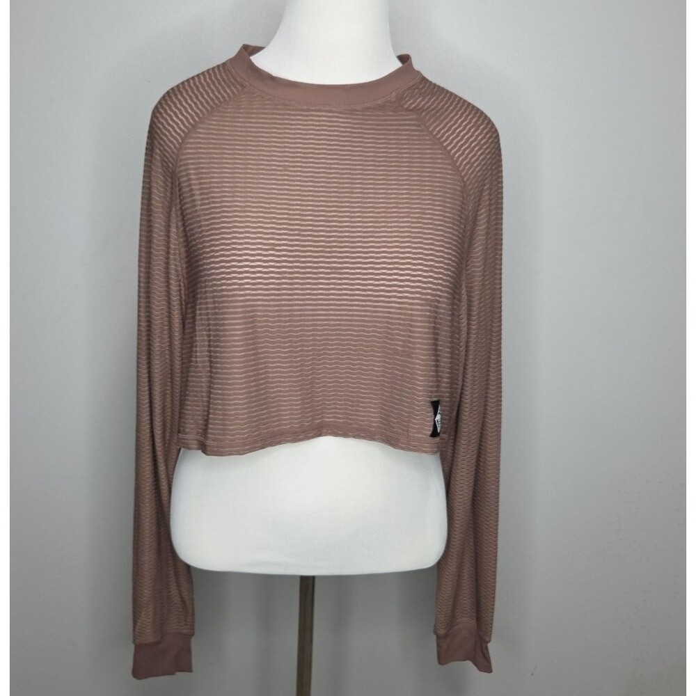 Lakes And Grapes Womens Mesh Stretchy Cropped Long Sleeve Shirt Sz L EUC